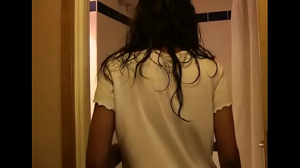 Download Video - Desi Indian  girl