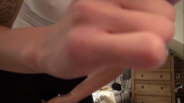 Big Tits y. Babes House Party
