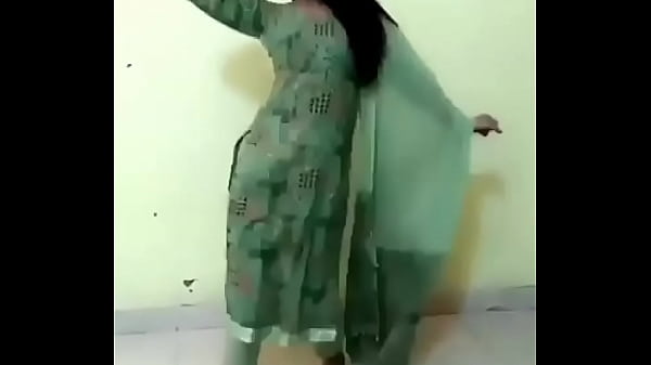 maahi hot girl dancing