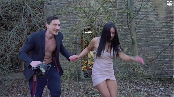 Fotos, nackte Tatsachen und Sperma im Gesicht