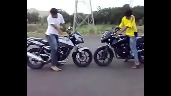 ASiF   TAUSiF BuRNiN Out tHeRe TiRES....