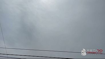 Festinha na piscina com duas safadas e muita putaria