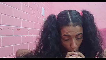 Sexo oral com a enteada gulosa