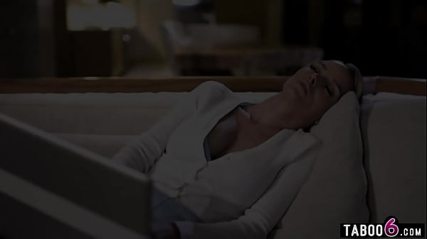 Stepmom MILF Pristine Edge pulls an all nighter with her lovely stepson