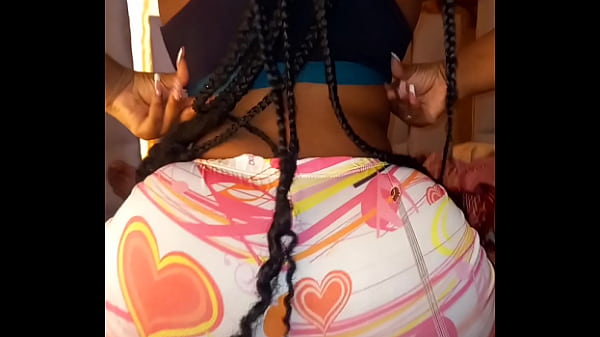 Download Video - Mi Hermanastra Me Despierta Para Tener Sexo