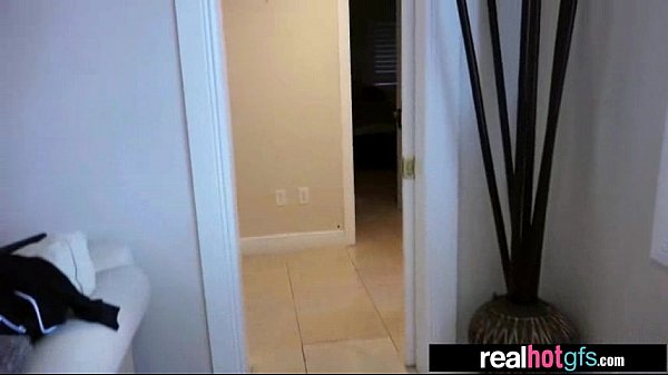 Naughty Hot GF (roxii blair) In Sex Hard Scene On Tape movie-28