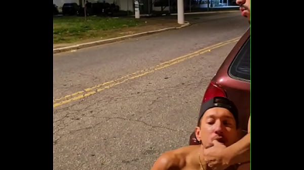 Download Video - Transando na rua