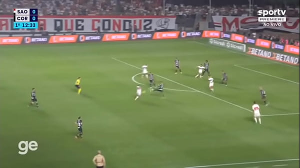 Welington rato cortando bem para esquerda