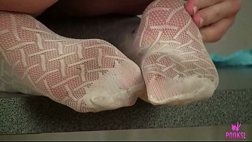 Download Video - Amira S Playing With Her Perky Tits & Finger Fucking Her Pussy&excl;