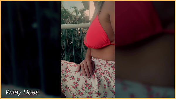 Hot bikini upskirt