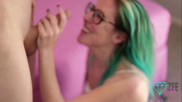 Download Video - Bimbo's Mouth Used After Online Listing Miscommunication