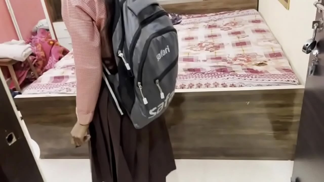 Desi young indian collage girl creampie hairy pussy