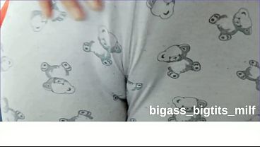 CAMEL TOE- MASTURBATE İN PAJAMAS