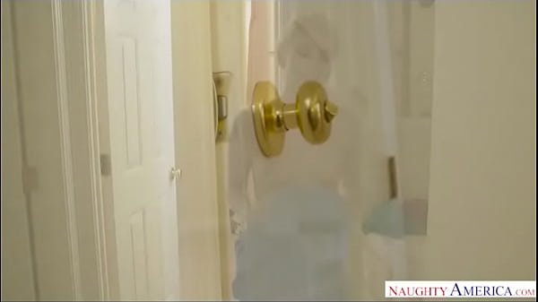 Toe-Curling Fucking With A Blonde Guest Goes Intense