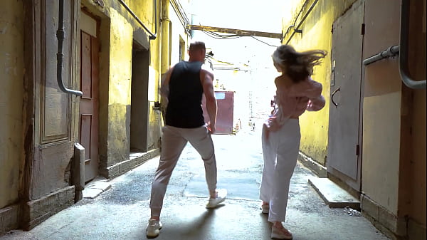 Margo Von Tesse gave herself to the guy as soon as they entered the apartment