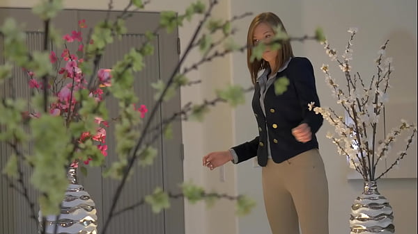 Molly Manson Masturbates For You In Her Real Life Living Room