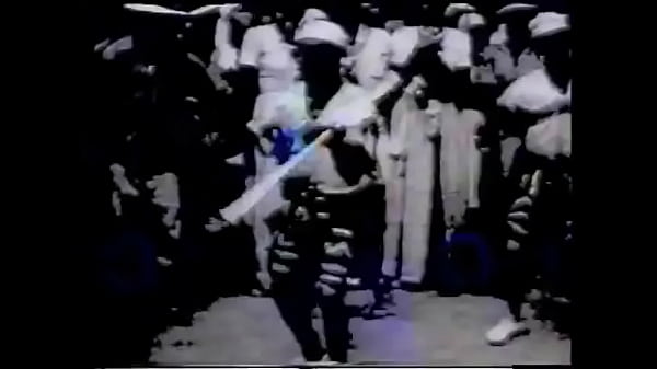 Nine Inch Nails - Head Like A Hole (1989) (OFFICIAL MUSIC VIDEO)