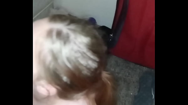 Download Video - Dirty bird gets facefucked