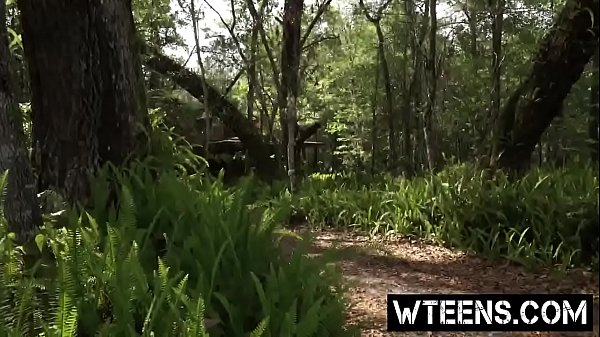 Strong man fucks young Holly Hendrix and splits her teenage pussy in half