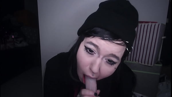 Emo whore making a blowjob