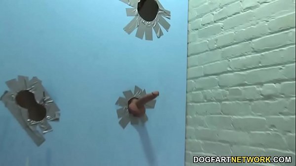 Ebony Lux Play Tries Big Dick For The First Time - Gloryhole Initiations