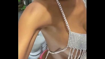 Big bubble butt milf anal dildoing