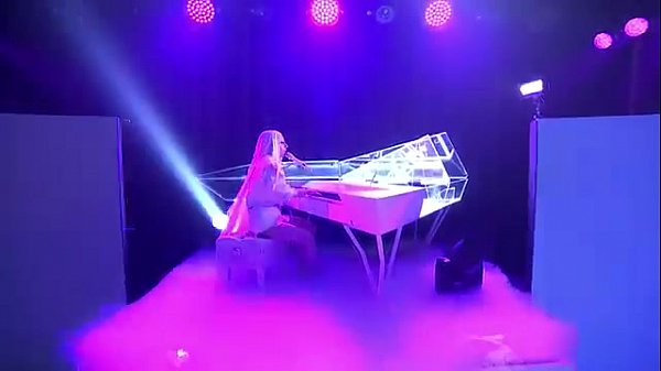 Lady Gaga - ARTPOP (Live on The Tonight Show)