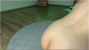She filled ALL THREE holes at once!  You've never seen anything like this before!