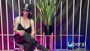 SE FOLLAN A ESTA FLAQUITA TETONA POR DOS DESCONOCIDOS HASTA HACERLA GRITAR