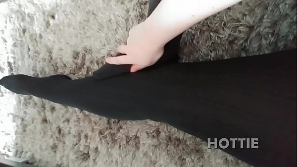 Feet worship and pantyhose fetish