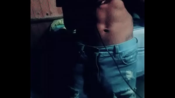 Hola soy nuevo algien Que Me ayude ??