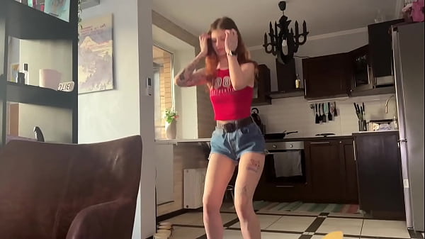 A student know how to fuck her stepfather