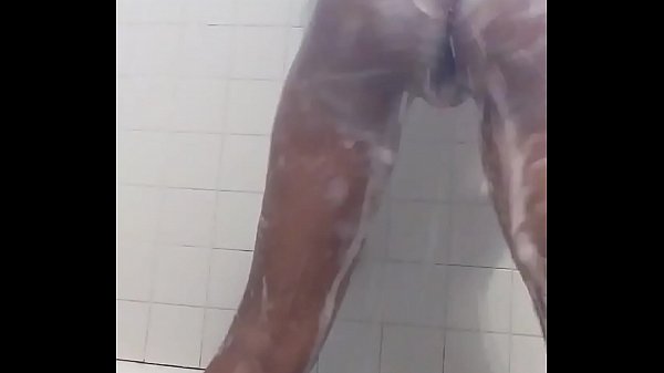 Ebony nude dancing
