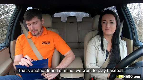Kristof Cale fucks Sofia The Bum on the back seat of his car