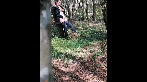 We fuck your whore submissive woman without condom, she loves the sperm of strangers !?