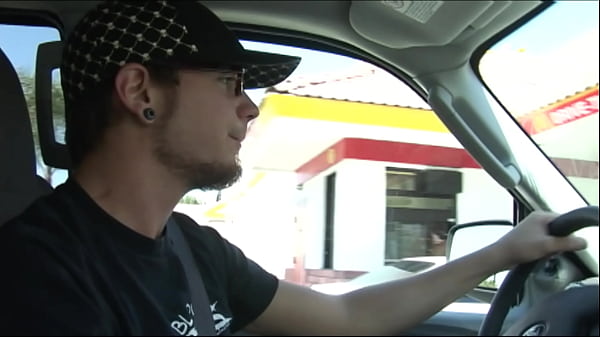 Amina Amore Is A Broken Down Bitch