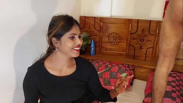 Sweet innocent girl gets her teen tight pussy licked and then sucks cock Desi sex ,