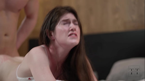 Download Video - Graceful Figure&period; Her Parents Left&comma; And We Tried Out Their Bed&period; Full Version 4K HD Tim Team