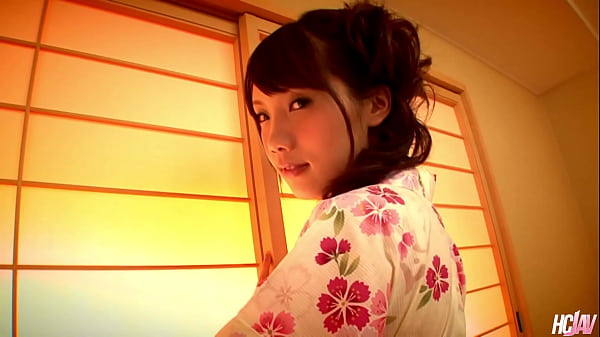 Slutty Japanese Chick Ageha Kinoshita Gets Toy Fucked Then Dicked