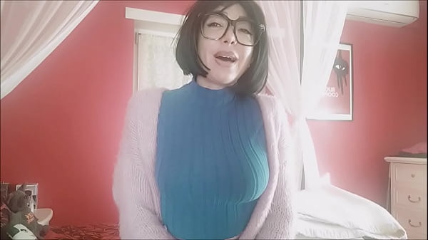 Chantal squirt with her new sex toy