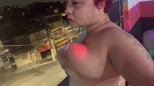 Sassy Pamela going to take a shower to sleep naked, would you fuck this slut hard?