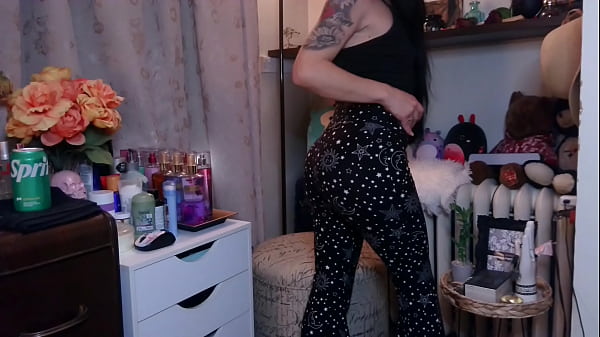 My ass is out of this world 14 sec