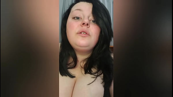 Download Video - Willow blank dives into vore fetish and taunts her food