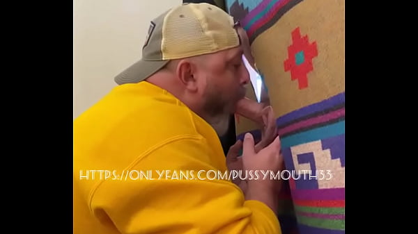 bear suckdaddy glory hole video
