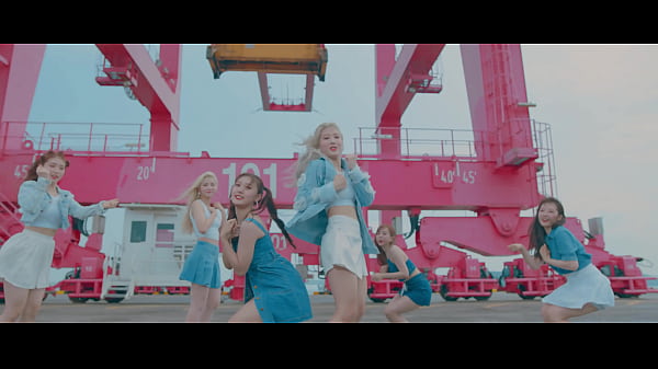 loona debuts into abusive bbv