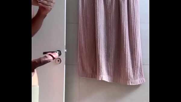 acordar e ir pro banho: