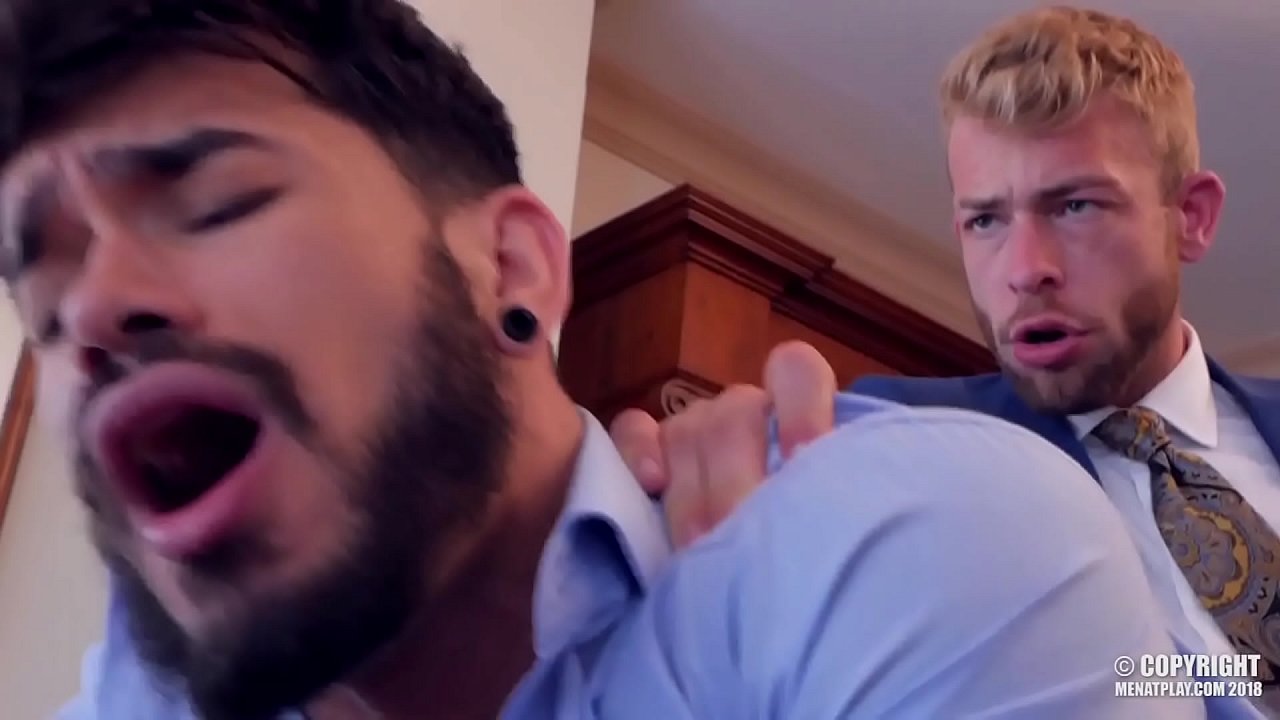 Gabriel Phoenix ayuda a Pietro Duarte a disparar es una gran carga
                    gay suit anal sex gay sex gay porn gay kissing muchos negros