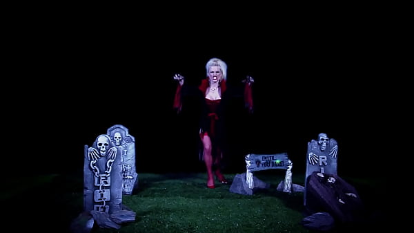 Victoria Rush And Carla Cox Love Snowballing