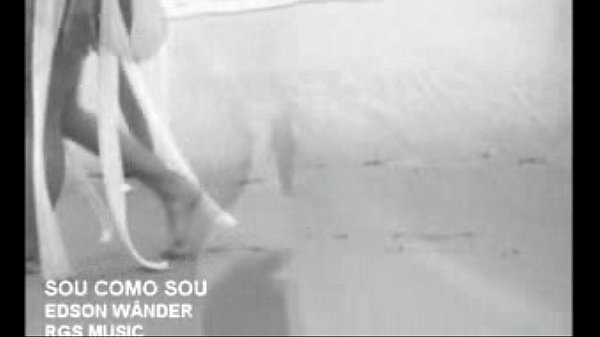 I AM AS I AM - BLONDES ON GUARUJÁ BEACH