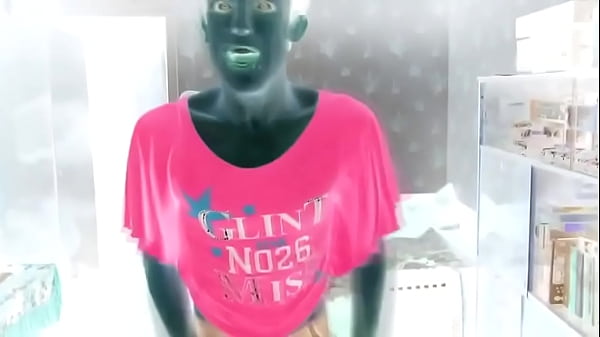 SISSYは常に生のコックに飢えています